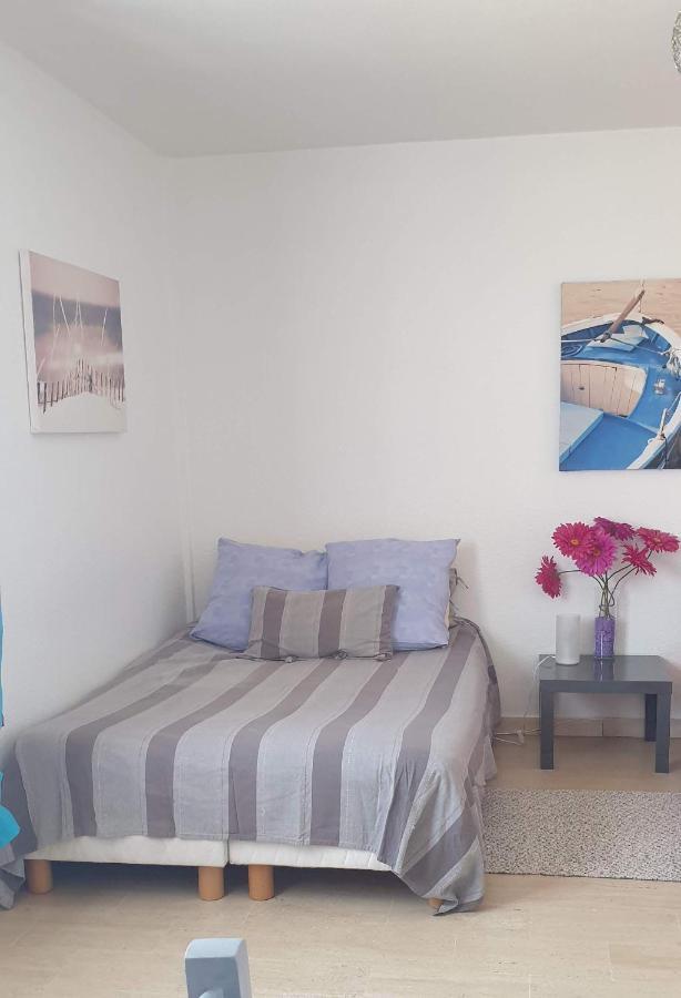 Studios A Golfe Juan Bagian luar foto