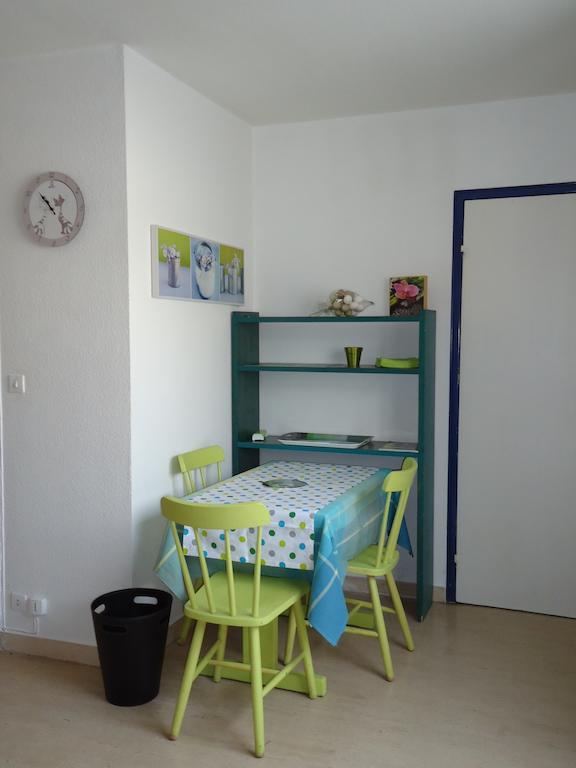 Studios A Golfe Juan Ruang foto